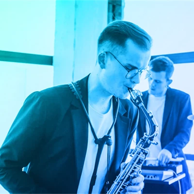 Djs with musicians