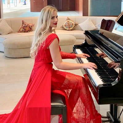 Piano Queen